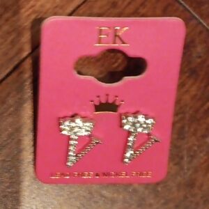 Women's Ek Earrings Letter V Crown (Cubic Zicornia) Diamonds NIP